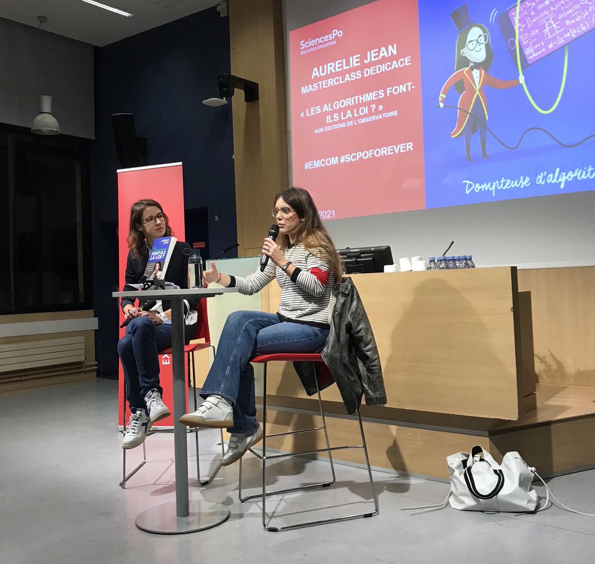 Ce soir ⁦<a href="/Aurelie_JEAN/">Aurelie (Lily) Jean, Ph.D.</a>⁩ est à ⁦<a href="/ScPoAlumni/">Sciences Po Alumni</a>⁩ est nous parle d’algorithmes. #EMCOM #SCPOFOREVER