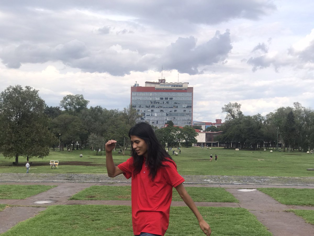 Acaban de detener a mi hijo en el metro ciudad azteca y lo trasladan al metro garibaldi con abuso de fuerza y solo por su apariencia física, le quitaron el teléfono y me lo han incomunicado <a href="/Claudiashein/">Claudia Sheinbaum Pardo</a> <a href="/alfredodelmazo/">Alfredo Del Mazo</a> <a href="/SSPCMexico/">Secretaría de Seguridad y Protección Ciudadana</a> <a href="/SS_Edomex/">Secretaría de Seguridad del Estado de México</a> su atención por favor
#RTMasivo 🙏