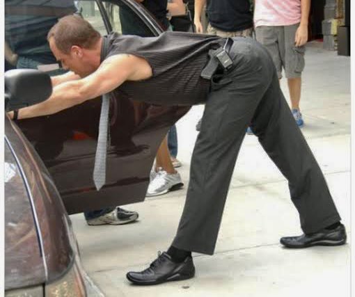 AllAboutChrisM's tweet photo. @Chris_Meloni were you stretching or posing?  Do tell! https://t.co/3UTepXa7dR