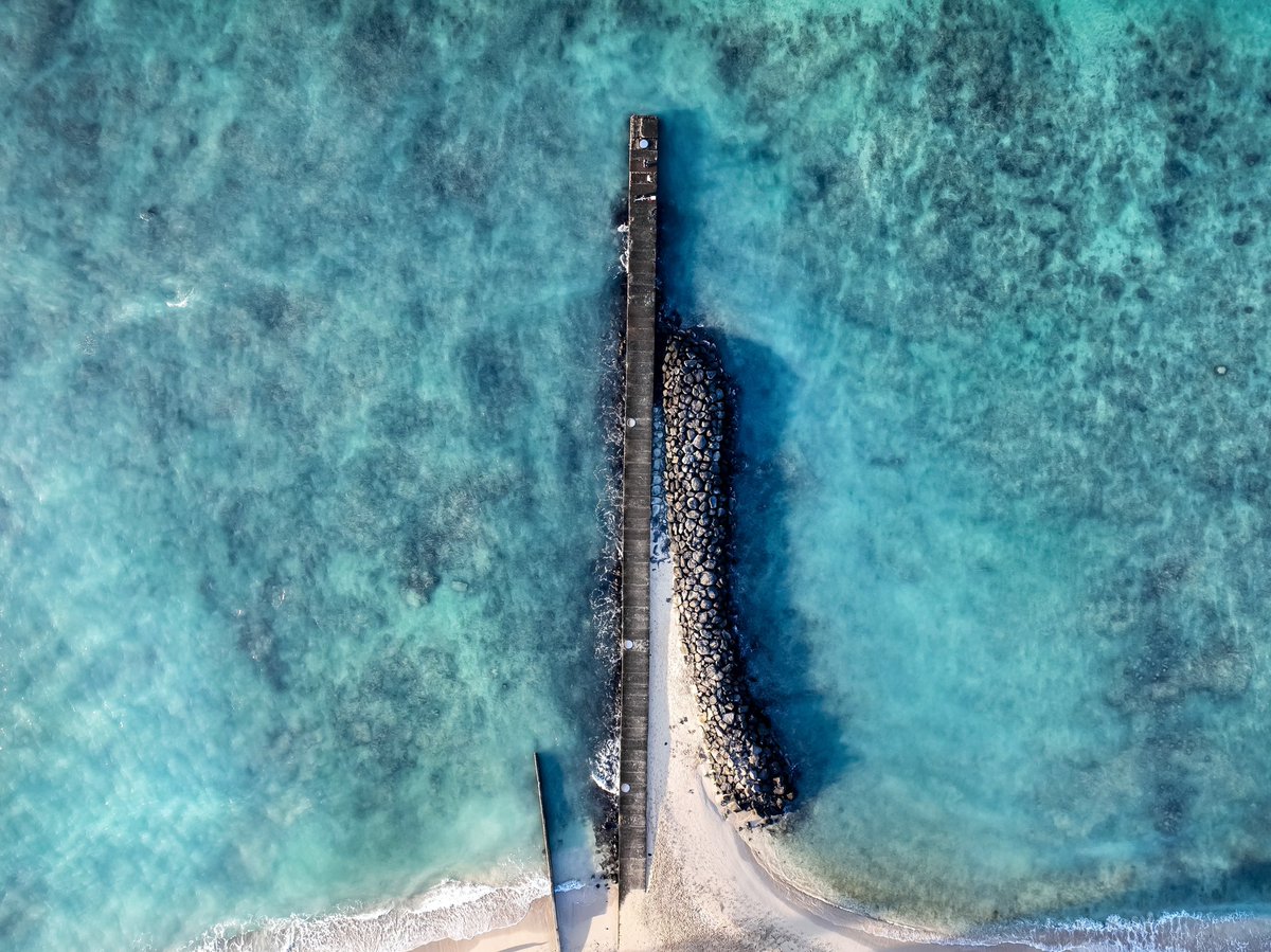 Hey <a href="/DJIGlobal/">DJI</a> I love the new Mavic 3!

Shot on Mavic 3 - Honolulu, Hawaii 

#drone #dronephotography #dji #photography #droneshot #hawaii