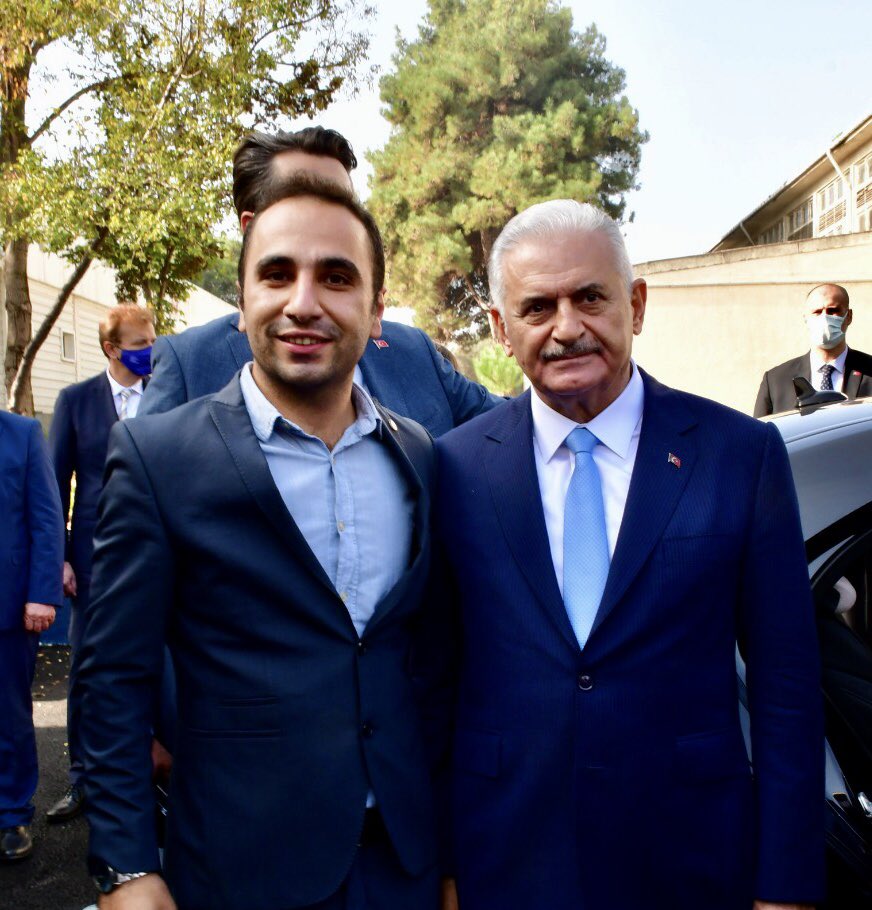 İstanbul Teknik Üniversitesi Gemi İnşaatı ve Deniz Bilimleri Fakültesinden 1977 yılında mezun olan Sayın Binali Yıldırım’a ziyaretlerinden ve okula yaptığı katkılardan dolayı teşekkürlerimizi sunuyoruz.
