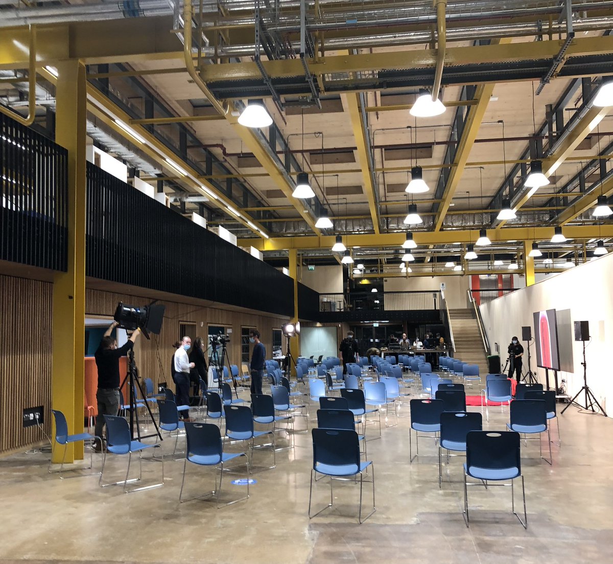 KristinDoern's tweet photo. Final exciting bits of prep for this evening’s @tedxbath2021 event in #Locksbrook @BathSpaUni https://t.co/pbNnHiYwTq