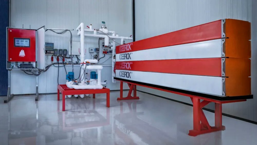ISRAEL21C's tweet photo. https://t.co/Msgf8tGSt8 You've heard of wind, nuclear, and coal power… but what about ice? Israeli startup Nostromo Energy uses ice to limit energy consumption from air conditioning units @NostromoE #iceenergy #waterenergy #solarpower https://t.co/0bEqwXd7zH
