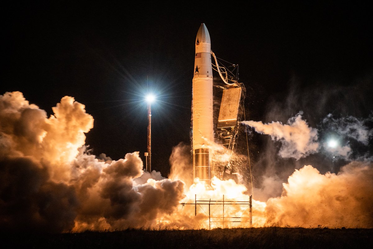 Astra's tweet photo. Nominal static fire test for LV0007. 🔥✅

📸:: @TheFavoritist https://t.co/0TROMYnGqy