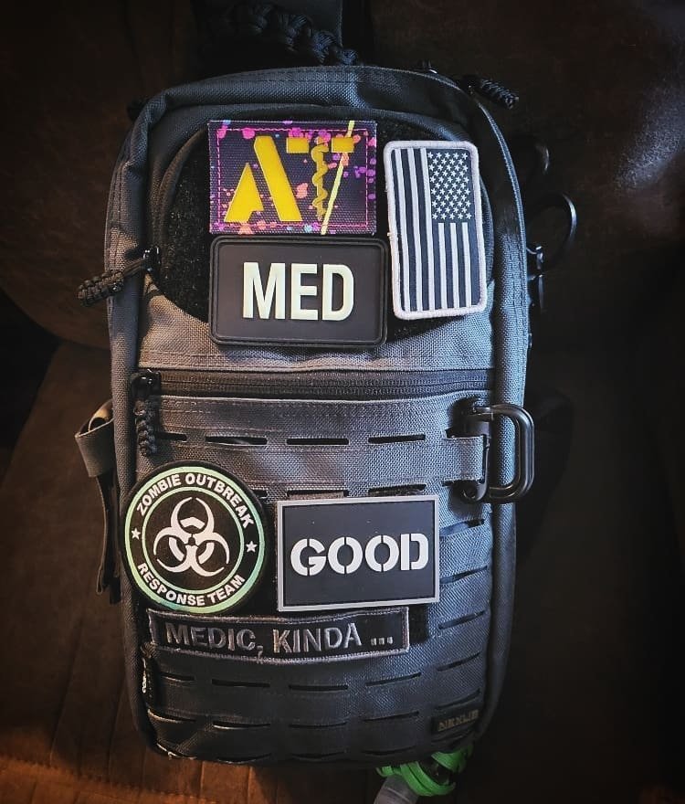 NSportsmed's tweet photo. There is no such thing as too many patches.
#patchgamestrong #AT4all #ATpatch #Nexusdeadbug #ATkit https://t.co/ZuBNcfJVRY