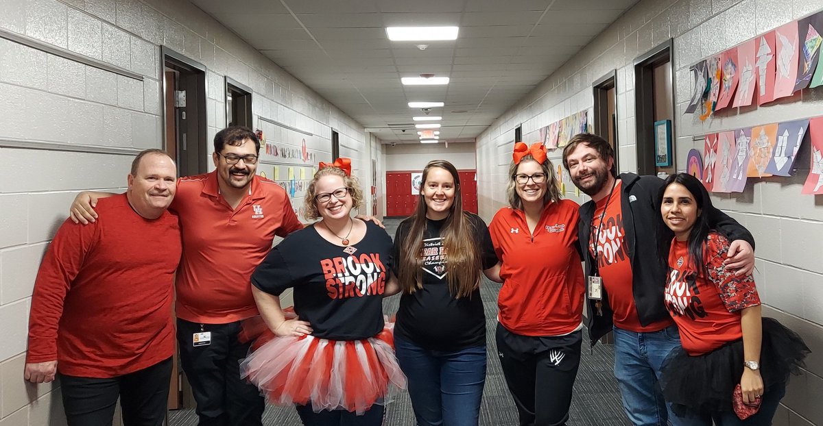 CBHSRichMath's tweet photo. #math department are #mixinitup @ClearBrookHS in @ClearCreekISD! #weareclearbrook head to toe! #mixitupday #thatteacher #iteachmath #mathchat #mixitup https://t.co/dqpnIl1ymN