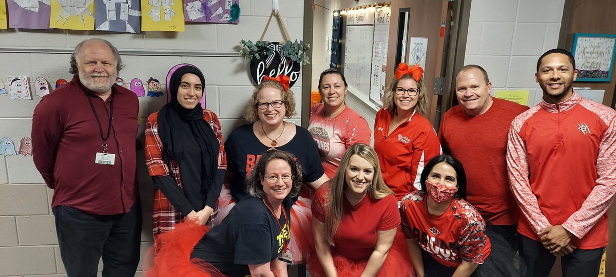 CBHSRichMath's tweet photo. #math department are #mixinitup @ClearBrookHS in @ClearCreekISD! #weareclearbrook head to toe! #mixitupday #thatteacher #iteachmath #mathchat #mixitup https://t.co/dqpnIl1ymN