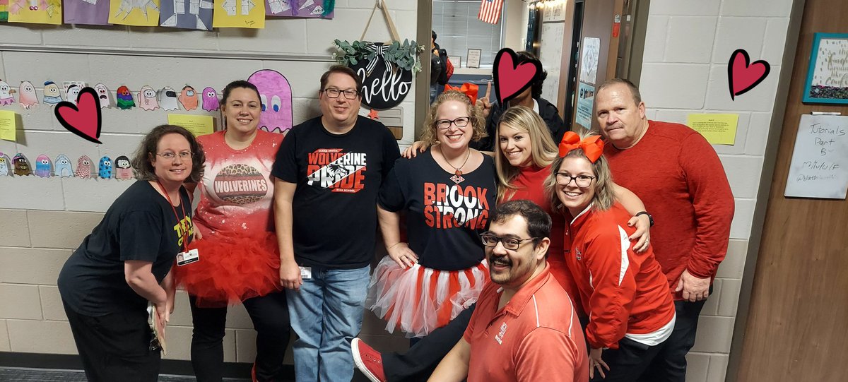 CBHSRichMath's tweet photo. #math department are #mixinitup @ClearBrookHS in @ClearCreekISD! #weareclearbrook head to toe! #mixitupday #thatteacher #iteachmath #mathchat #mixitup https://t.co/dqpnIl1ymN