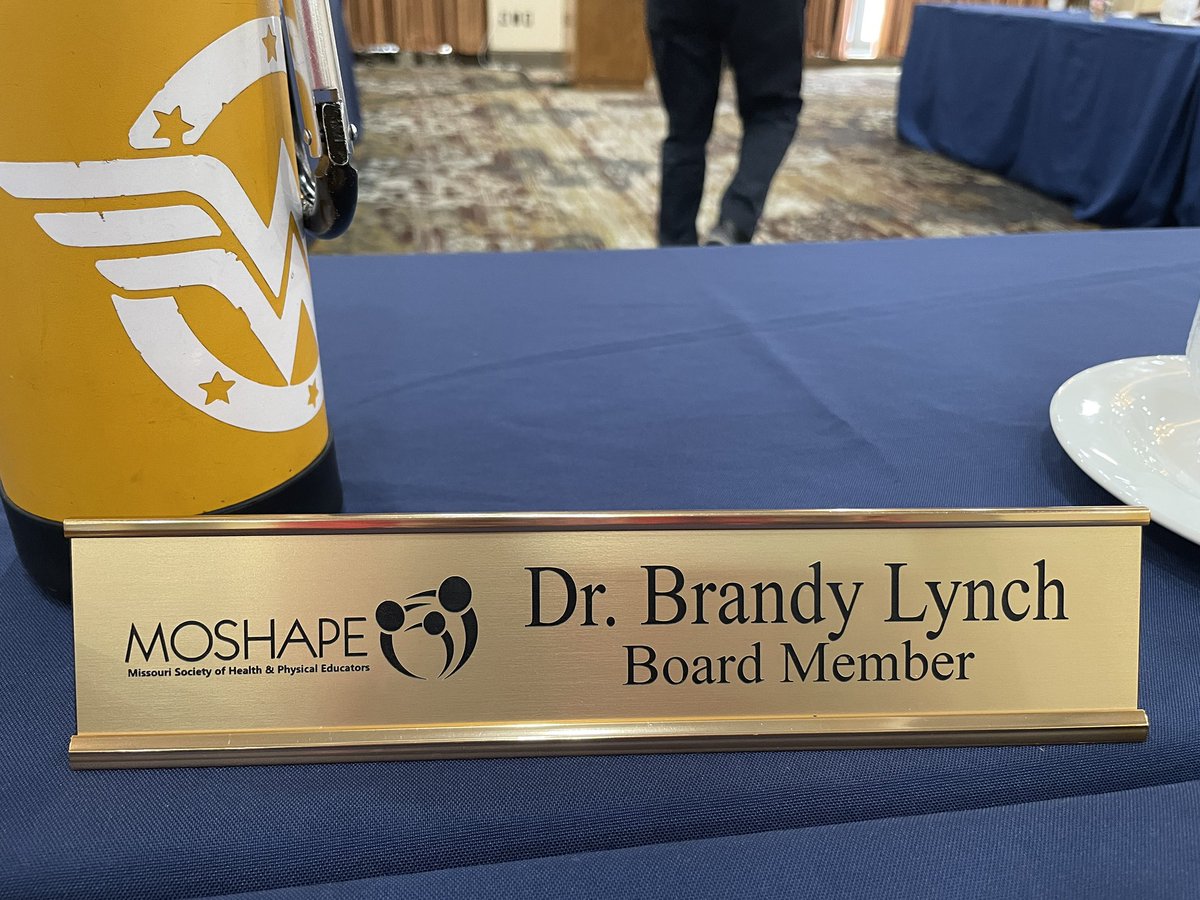 BrandyLynch's tweet photo. So much learning, sharing, & connecting happened at the 2021 @MOSHAPE1 convention!! Thankful for opportunities to present sessions w/ @strohmeyer2 and @UCMPhysEd student Sam Stucker! #LevelUp2021 #physed #edtech #tacticalapproach https://t.co/AzVdInpOpO
