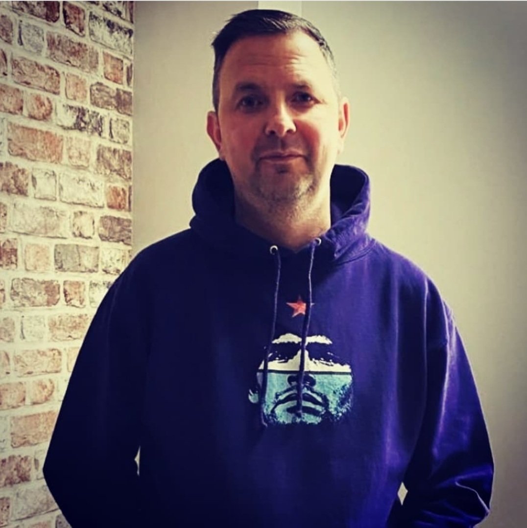 Tdefutebol1's tweet photo. Get your hands on any of our unique designs on Hoodies, Sweatshirts or tshirts - even bespoke requests!
Dont follow the crowd. Just let us know and you can be different this Winter without skinting yourself!
#maradona #diegostar
#tdefutebol #BeDifferent ⚽️👕 https://t.co/kHpykV2fW1