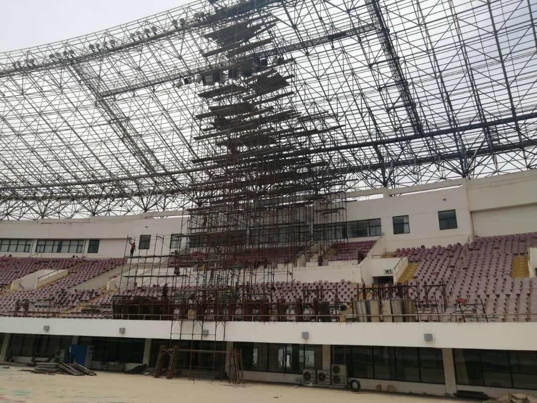 Sekondi Essipon Stadium. 

Constructed in 2008 to host Afcon. Left to deteriorate.

GHC 18 million ($3m) allocated in 2018 for renovation works.

Min of Finance said in Parliament yesterday that work is 90% complete.

Reporter there says its not even 10% 

Current state.