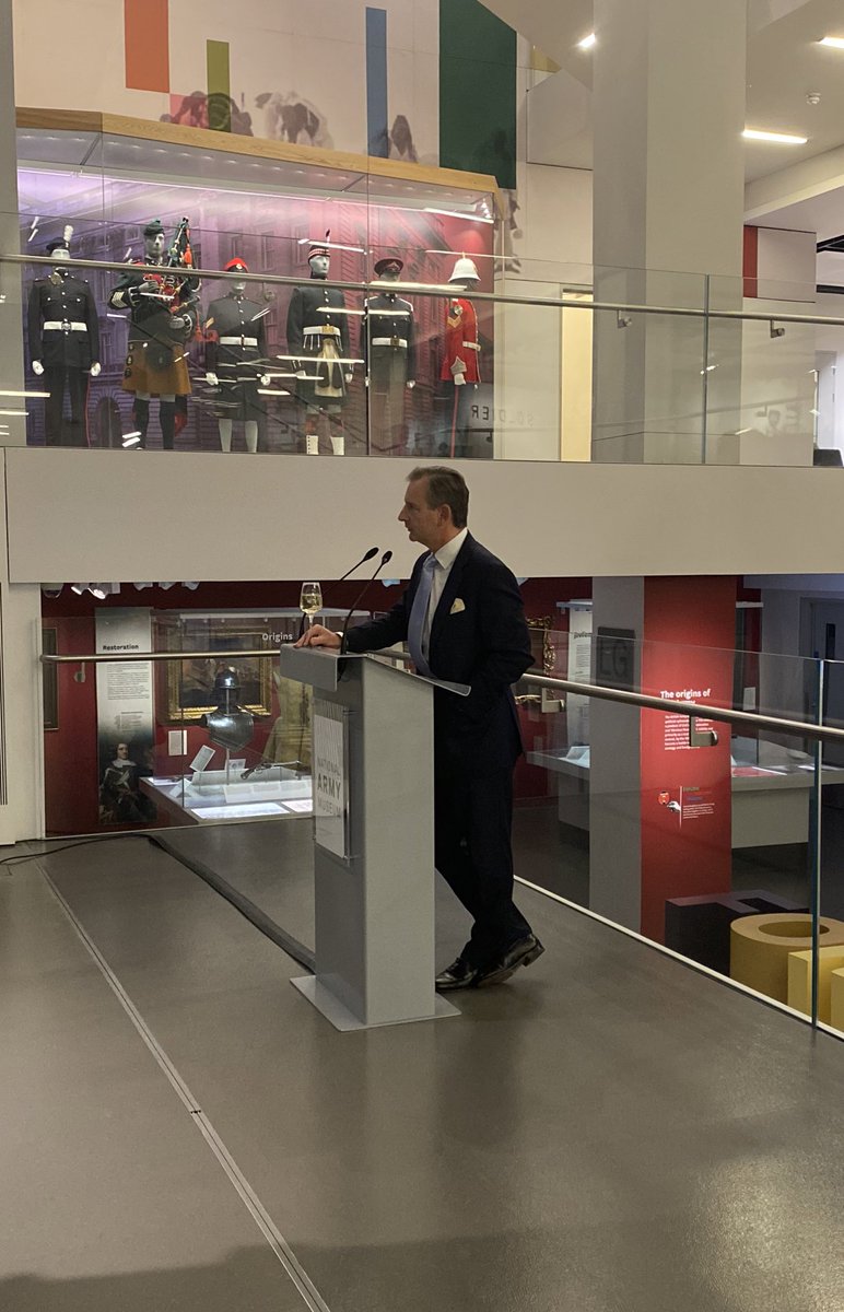 Army International tweet media