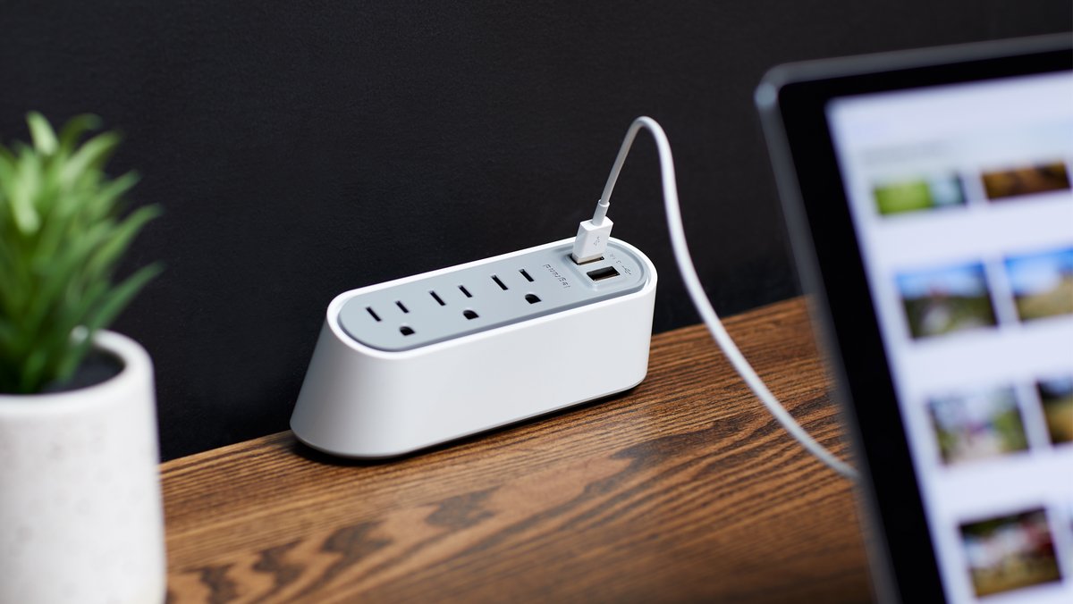 Connectrac's tweet photo. Bring power and charging right up to desks and tabletops with Legrand Desktop Power Center Slim and Round Furniture Power Center solutions. Now available at Connectrac! https://t.co/F8zAkSbjLX
@LegrandNA #furniturepower #desktoppower #connectivity #productdesign #cablemanagement https://t.co/TjmfCxbRR8