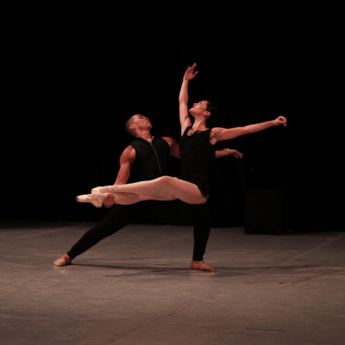 ¡El Ballet Nacional Dominicano vuelve al escenario! Mañana estrenamos con mucha emoción, CARMEN. Un ballet de Alberto Alonso que cuenta una historia llena de amor y pasión… que cautiva a todo el que la presencia. Te invitamos a vivirla con nosotros. ¡Los esperamos! 🌹 #CarmenBND