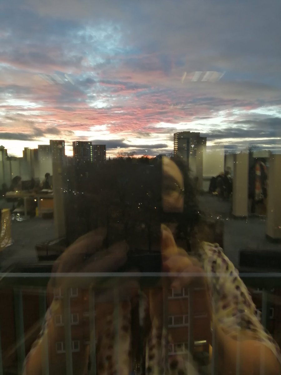Beaupepys's tweet photo. Life is complicated and surprisingly beautiful. https://t.co/XfLXG5up5T