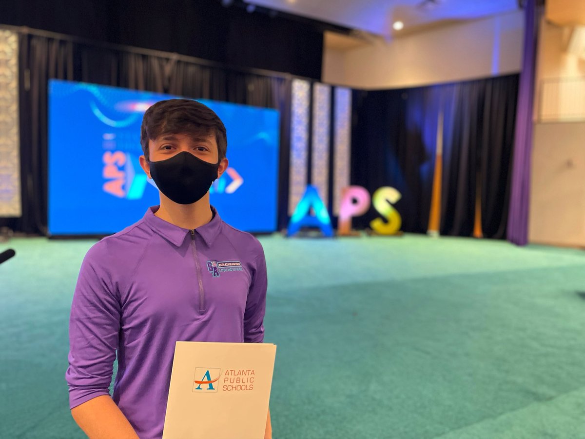 apsupdate's tweet photo. The 2021 APS State of the District included an interactive pre-reception showcasing 21st Century Classrooms + learning experiences! #StateofAPS #APSNext https://t.co/ia55fbJBQ0