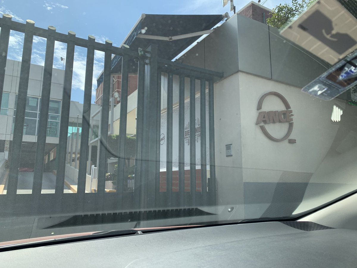 cnapolesv's tweet photo. Hoy fui a @ANCE_MX para consultar gratuitamente un #PROY de #NMX y después de esperar afuera por 15 minutos, me dijeron que debo enviar un correo. Es una pena que no se siga el proceso que aparece en el @DOF_SEGOB. Por favor revisen sus avisos. https://t.co/C7anvawMTi