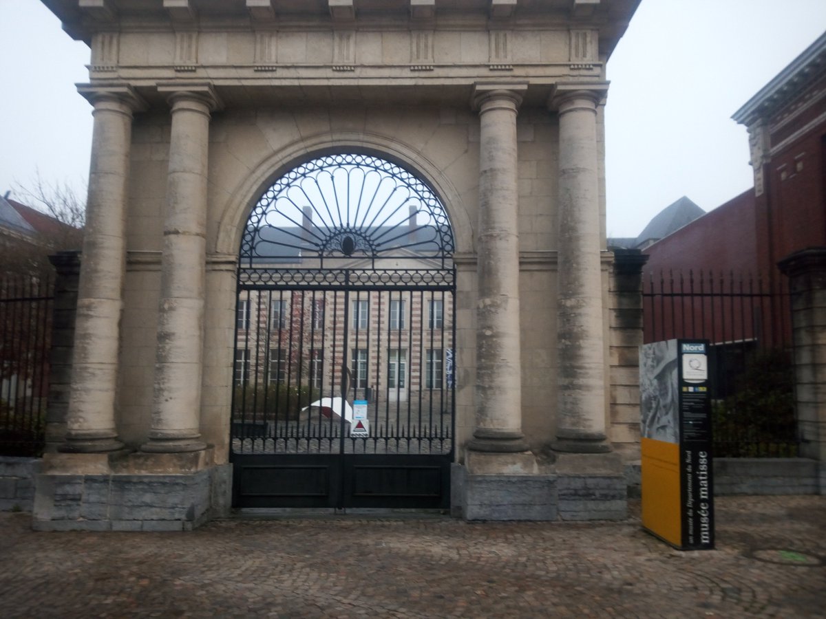 #reussirsansattendre #TousMobilisés Au Musée Matisse Pôle Emploi Le Cateau présente son offre de service BRSA (coaching,global,IOD).
De nombreux auto positionnements et un partenariat enrichissant !
<a href="/KW59400/">Karine WIELEBSKI</a> @NaimaMedd1 <a href="/ThierryBasquin/">THIERRY BASQUIN</a> <a href="/CrevisierF/">Crévisier Florence</a> <a href="/RocciLaetitia/">Laetitia Rocci</a>