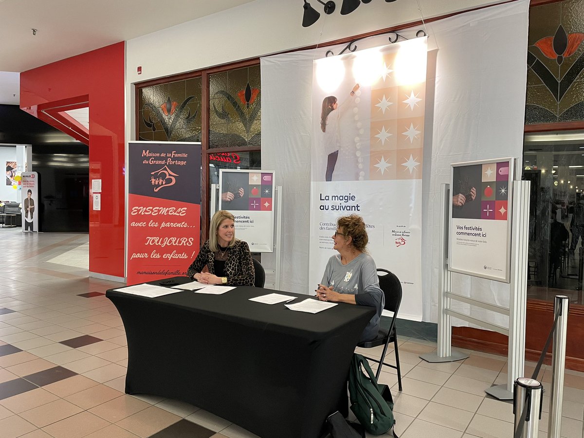 Lancement de « La magie au suivant »Une collaboration entre le Centre commercial de Rivière-du-Loup et la maison de la famille du Grand-Portage. Achetez une carte-cadeau et offrez-la à une famille! centrecommercialrdl.ca