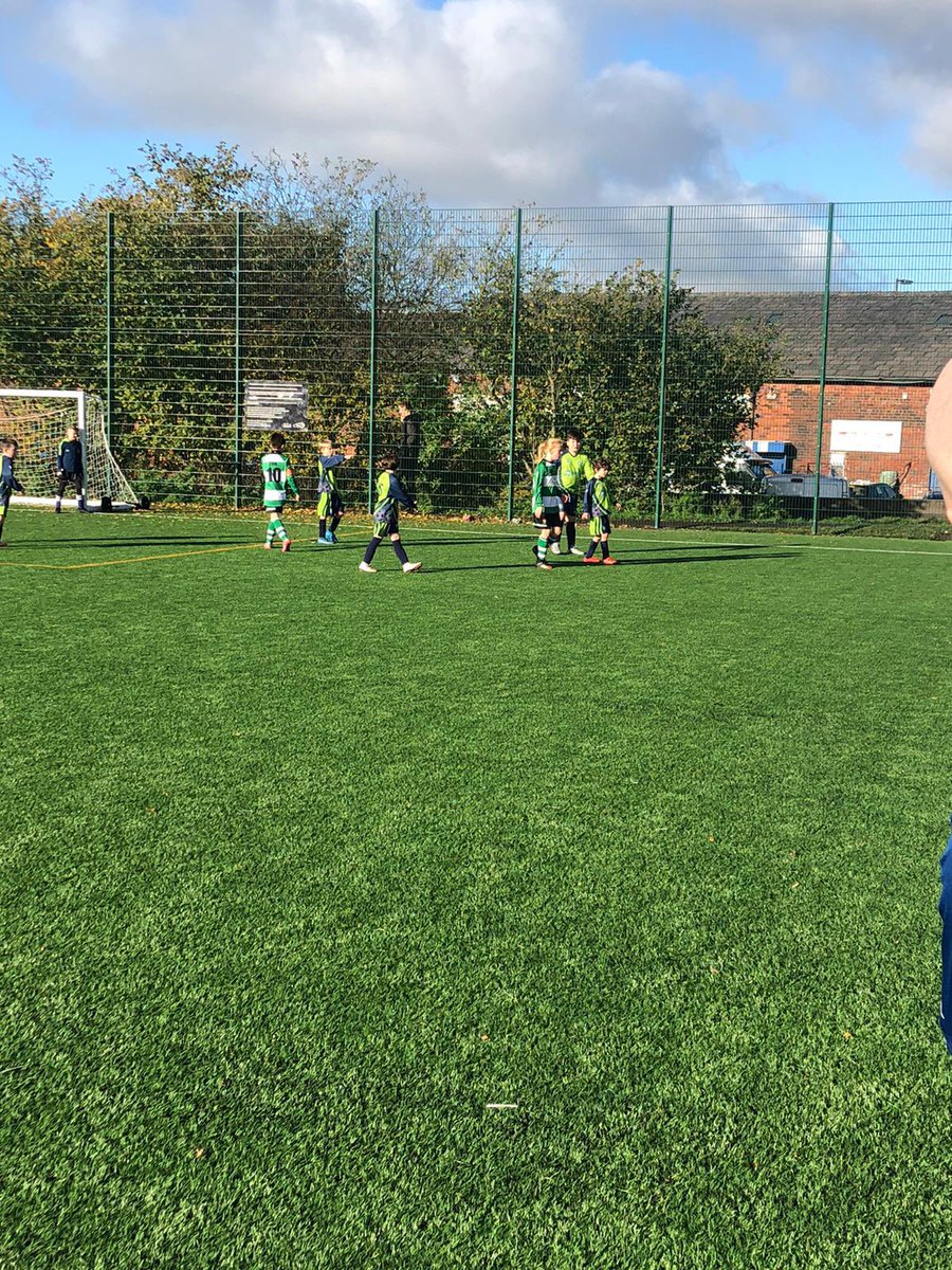 #MossBankJFC our U10s Whites in action on Saturday in the <a href="/CPLGrassrootsUK/">Community Partnership League</a> v <a href="/StHorwich/">HorwichStMarysJFC</a> Knights U10s in a great game at Horwich 3G ⚽️💚💙 well done to both teams ⚽️ Oliver getting MoTM for the Whites 🏆⚽️🏅#upthebank #GSR #UTB #MBNK #DPS