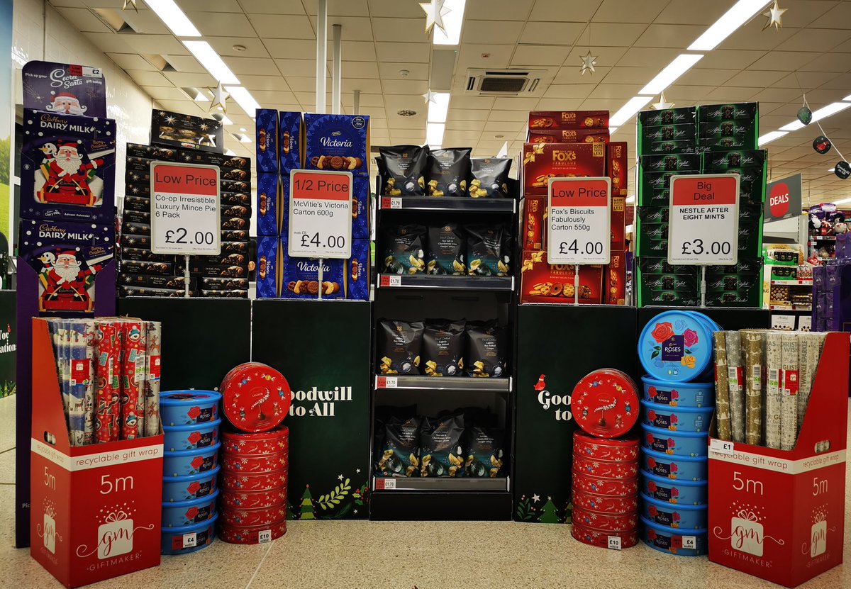 Christmas ready at Kibworth 🎅 <a href="/drood72/">Donna Rood</a> <a href="/YvonneKS11/">Yvonne Smith</a> <a href="/adamleewaudby/">Adam Waudby</a>