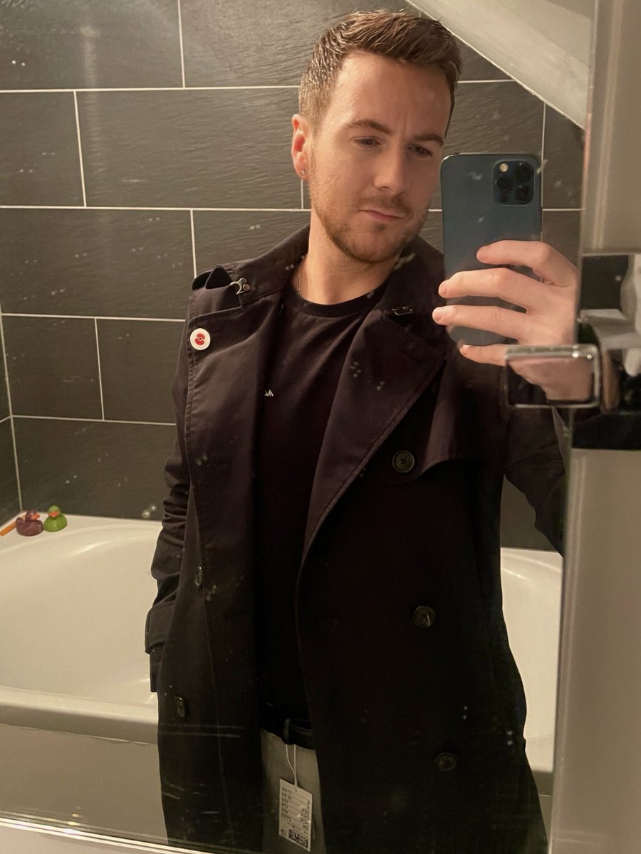 JohnDalziel's tweet photo. Finally READY! 🙌🏻 

Treating some @jdfreeradio listeners to a VIP Brazilian night at @UK_RodizioRico in @CovCityCentre! 🇧🇷 

We’re allowed to stuff our mouths with as much meat as we can eat (as long as your card’s on green 🟢) 😋 https://t.co/vCAfm0Pp5K