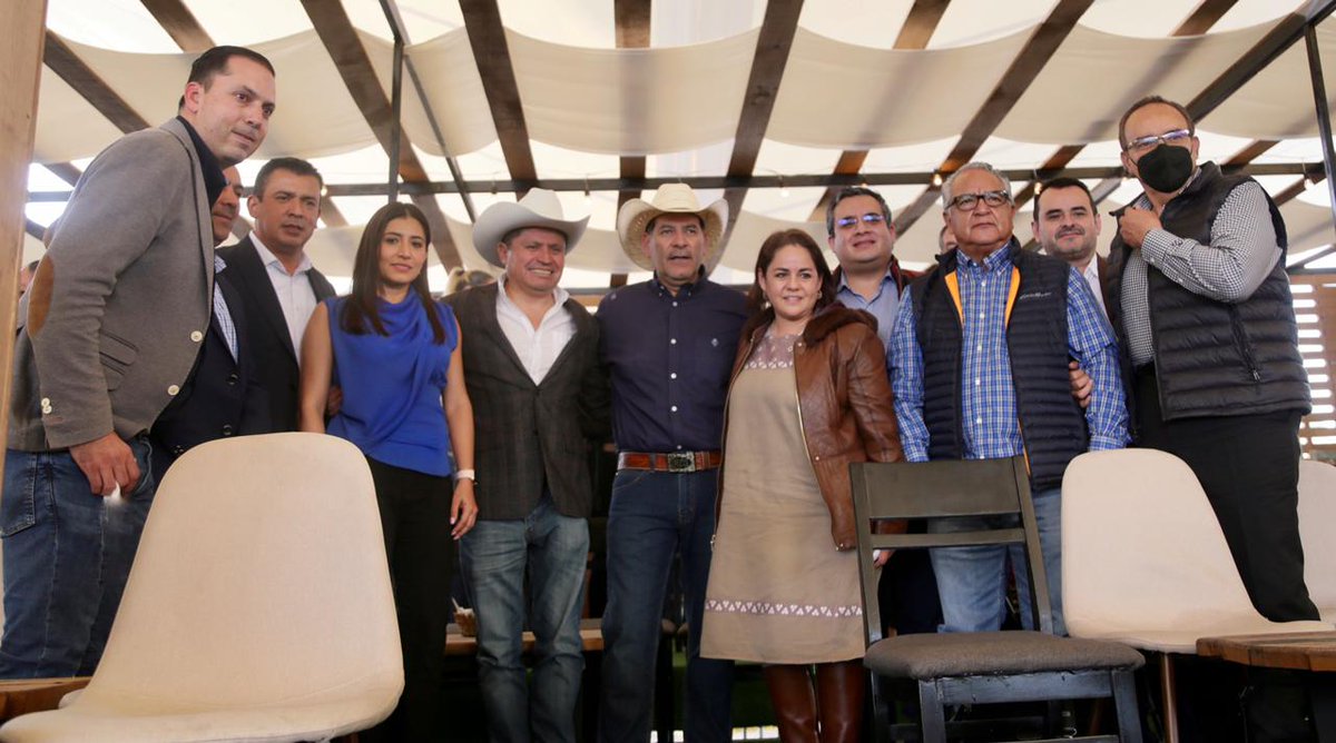 A nombre de la <a href="/AMSDA2018/">AMSDA</a>, gracias gobernador <a href="/MartinOrozcoAgs/">Martín Orozco</a> por recibirnos en la #Megavelaria de la Isla San Marcos. Seguimos trabajando por un #CampoMexicano más productivo y competitivo.