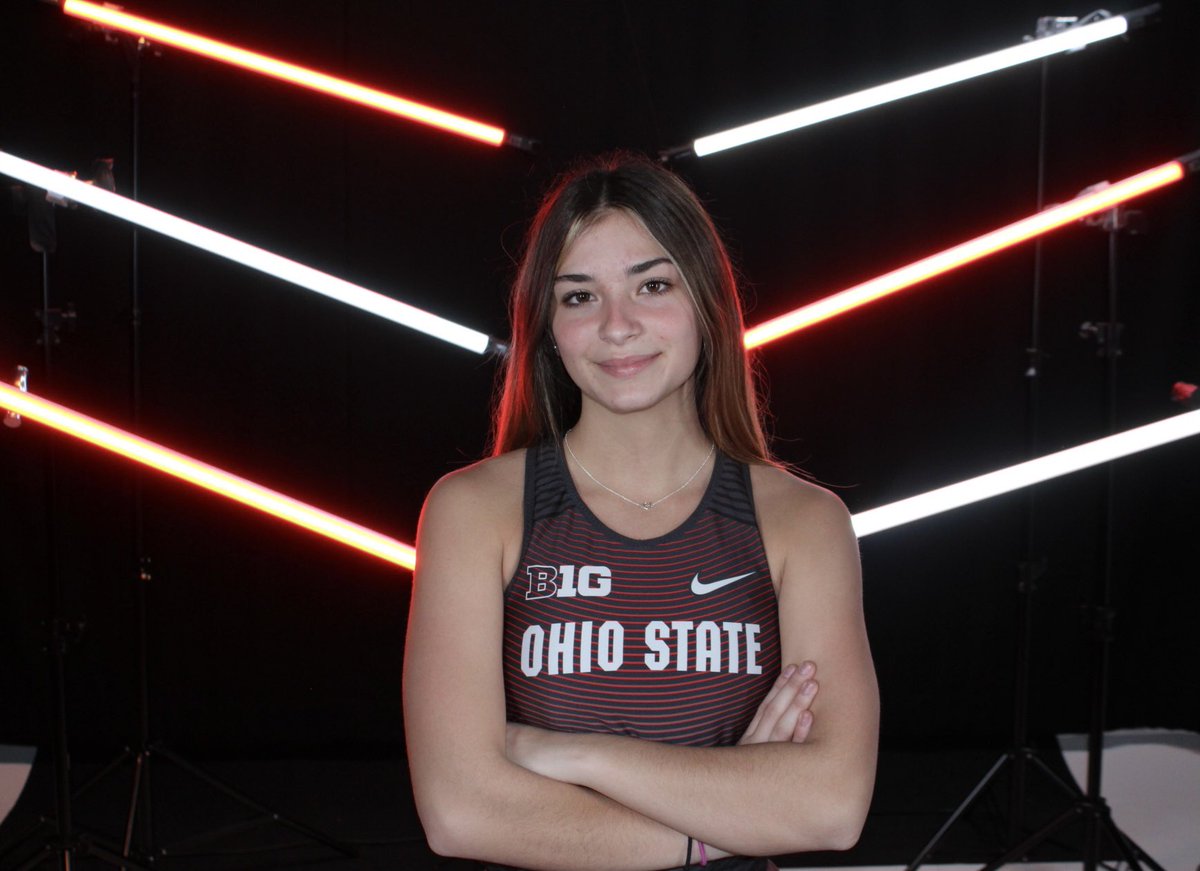 veronicawaug's tweet photo. I am beyond excited to announce my commitment to The Ohio State University to continue my academic and athletic career in track and field. I can’t thank my coaches, family, and friends enough for helping me through this process. Can’t wait to be a Buckeye! #B1G @OhioStateTFXC https://t.co/tH91iuMYSd