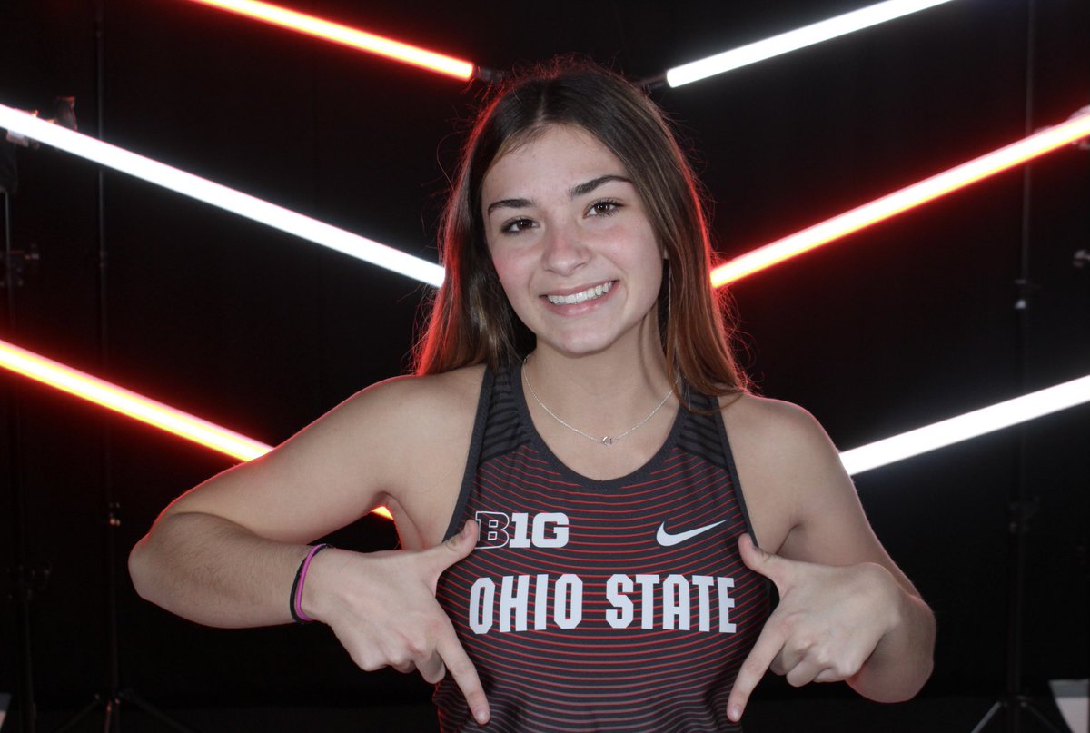 veronicawaug's tweet photo. I am beyond excited to announce my commitment to The Ohio State University to continue my academic and athletic career in track and field. I can’t thank my coaches, family, and friends enough for helping me through this process. Can’t wait to be a Buckeye! #B1G @OhioStateTFXC https://t.co/tH91iuMYSd