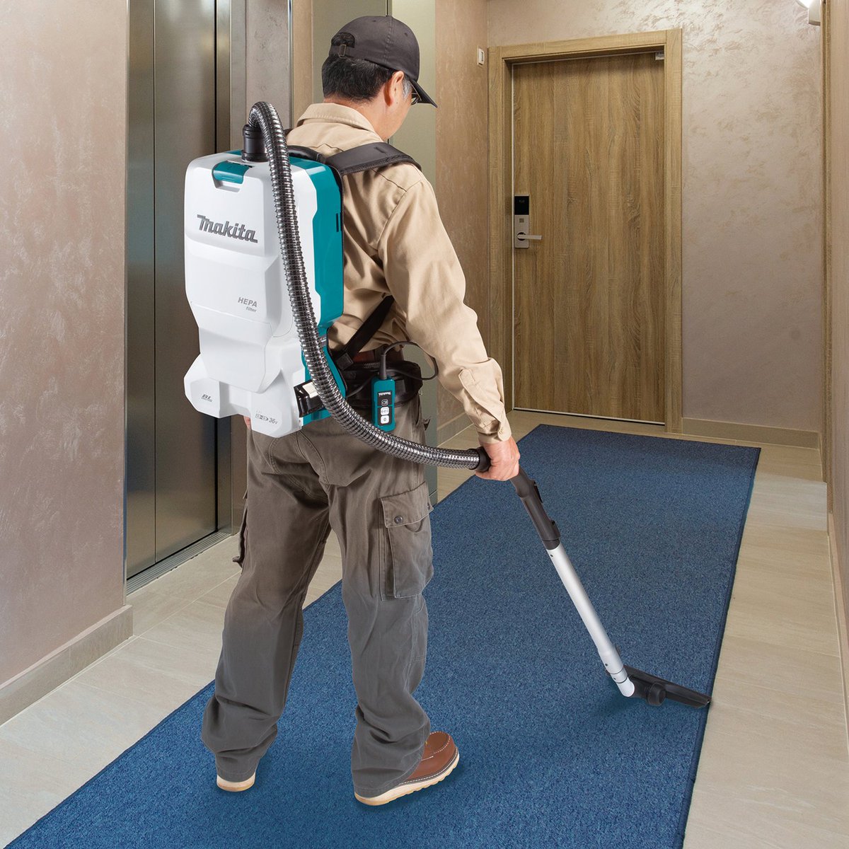 MakitaTools's tweet photo. Which LXT #backpackvacuum is right for your team? The 36V (18V X2) LXT Brushless 1/2 Gallon HEPA Filter Backpack Dry #Vacuum (XCV09) weighs less and the 36V (18V X2) LXT Brushless 1.6 Gallon HEPA Filter Backpack Dry Vacuum (XCV17) has a higher capacity.
https://t.co/U8p3NSA281 https://t.co/MIMkCrnOtk