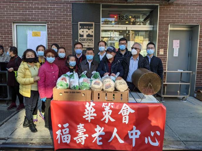 CMPeterKoo's tweet image. #Thankful that we're able to continue our tradition of donating turkeys to families in need. #happythanksgiving #tradition #passthestuffing