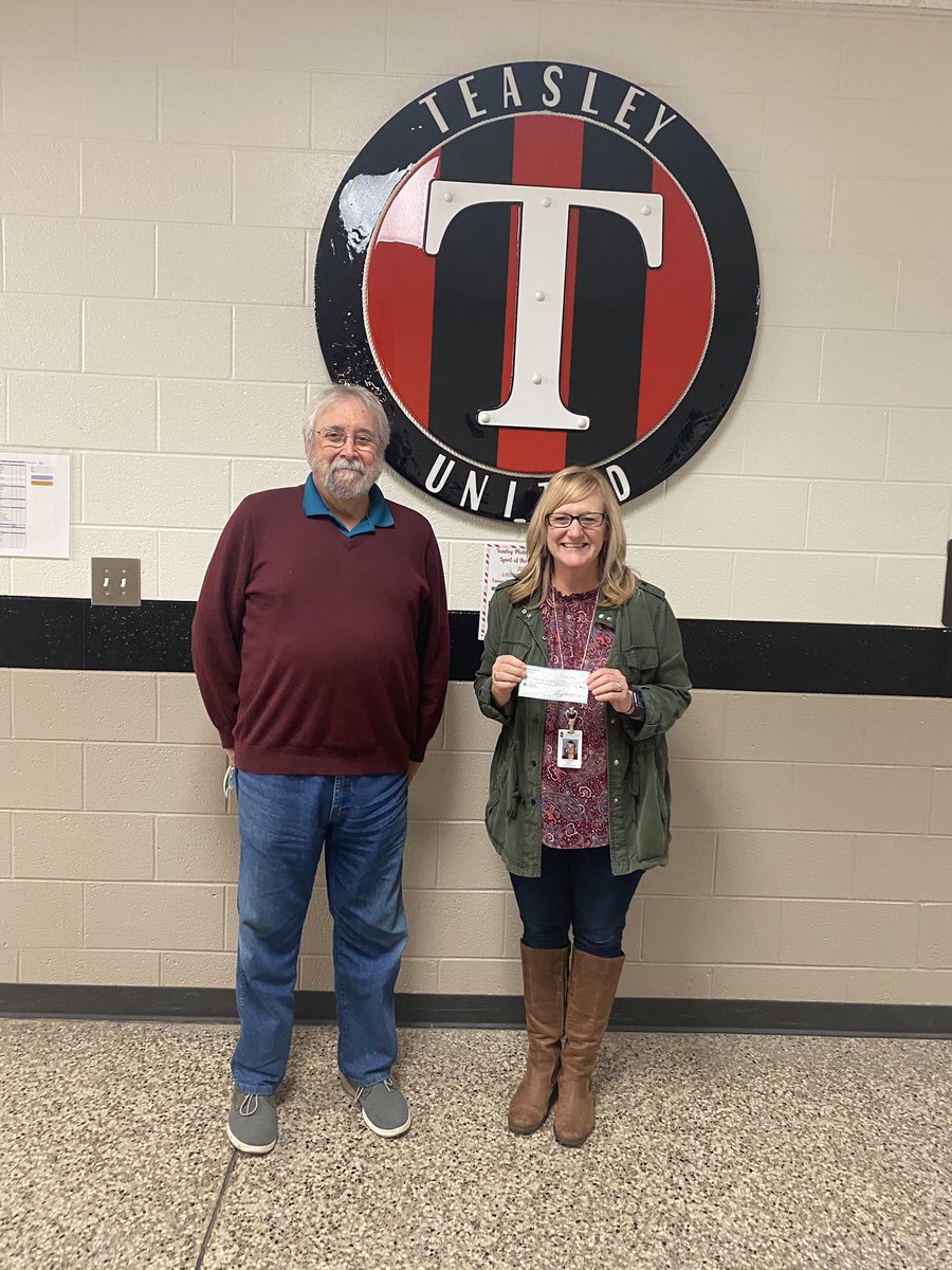 MiddleTeasley's tweet photo. We are so grateful for our community! Thank you Marty Taylor and Canton Lion’s Club for the generous donation for Spirit of the Season.
#TheTeasleyWay https://t.co/Ncs6DhxdGt