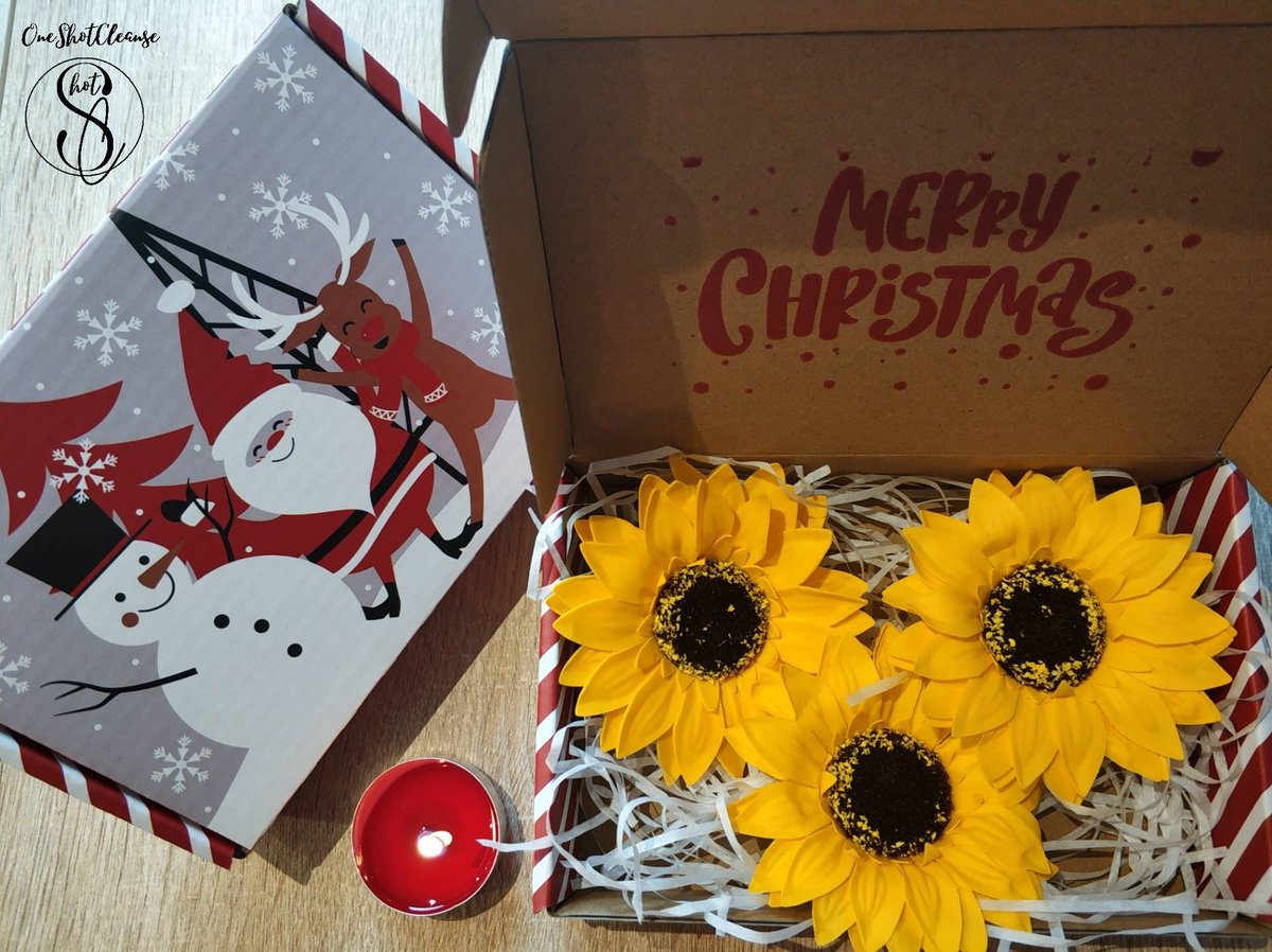 Handmade Flower Sunflower Soap Gift Box, Christmas Gift, Bath Spa Relaxation Gift with Wooden Plaque #etsy #minisoaps #flowersoapgift #newmomgiftbasket #spagiftbasket #bridesmaidgift #flowersoaps #bathbombgiftset #selfcaregiftbox #bestfriendgift etsy.me/3cob59T