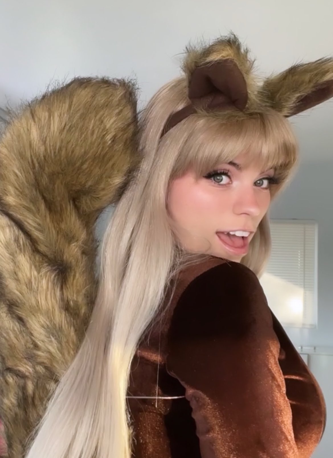 TW Pornstars - 2 pic. Thesabrinabanks 🦝 0.01% OF 💦. Twitter. The feminine  urge to 🥜✨become a squirrel ✨🐿. 11:55 PM - 18 Nov 2021