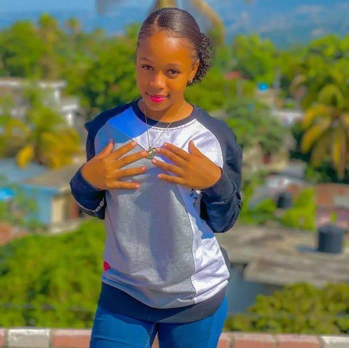NORD569's tweet photo. Mwen se yon #timoun_2000 ki kenbe tèt mw ki poko nan gason mw ta renmen pou Ayiti chanje kote pou lavi reboujonnen pou tt diaspora kapab desann san kè sote https://t.co/4HD5y4e0UT