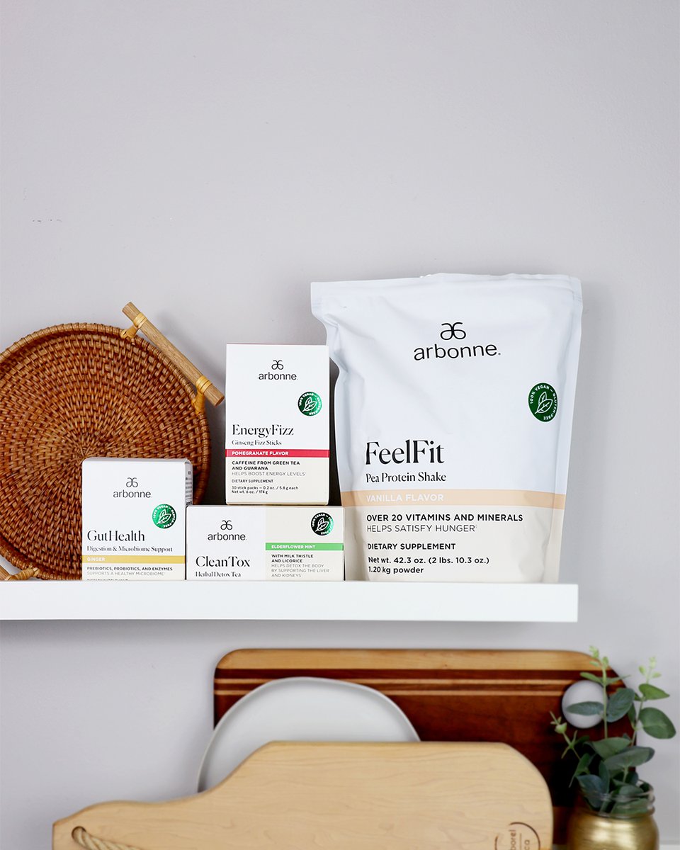 arbonne's tweet photo. The holidays will be here before you know it, so make sure you’re prepared to maintain your healthy living goals with our Healthy Habits Set! Raise your hand if you love these four core nutrition products. ✋

https://t.co/UtqwtbVA27 https://t.co/zPq8J06Fdo