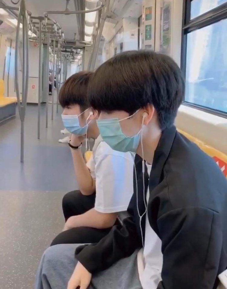 yellowme0403's tweet image. มึง ยอร์ชแน่ๆ อิเหี้ย เหมือนมาก😭😭👌🏻😭😭😭😭👌🏻😭😭😭😭😭😭😭😭