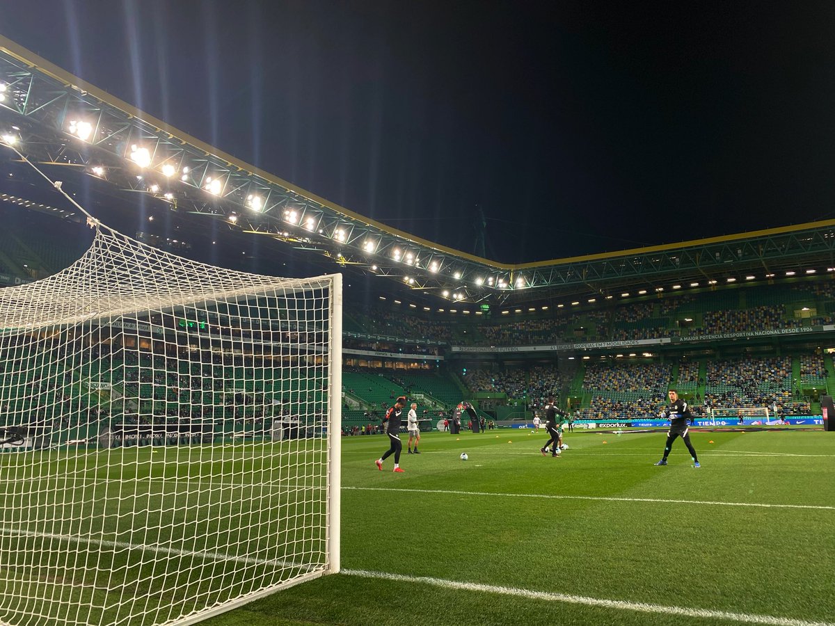 Let’s go! 🦁

#SportingCP #OndeVaiUmVãoTodos #SCPVSC