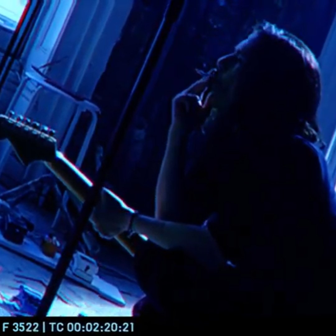 thefeelingslide's tweet photo. β¨π πΈ πΆπ°π
π΄ πΌπ π·π΄π°ππ π½πΎπ πΈ ππ°π½π πΈπ π±π°π²πΊ πβ¨ #Placebo
#SurroundedBySpies #PlaceboNewSingle #NeverLetMeGo #PlaceboVideo
#BrianMolkoMoustache https://t.co/7qNE2741OH
