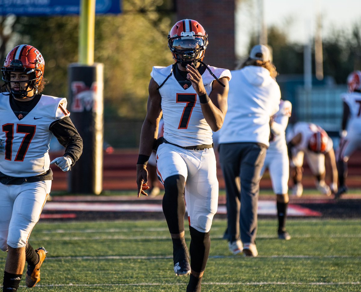 After A Great Talk With Coach <a href="/coach_rb3/">Robert Beacham III</a> I Am Blessed To Say I Have Received An Offer From The University Of Central Missouri🖤❤️ #AGTG #TPC