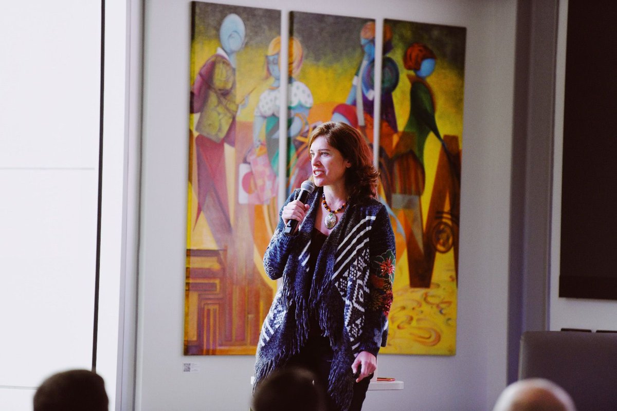 the link tweet media