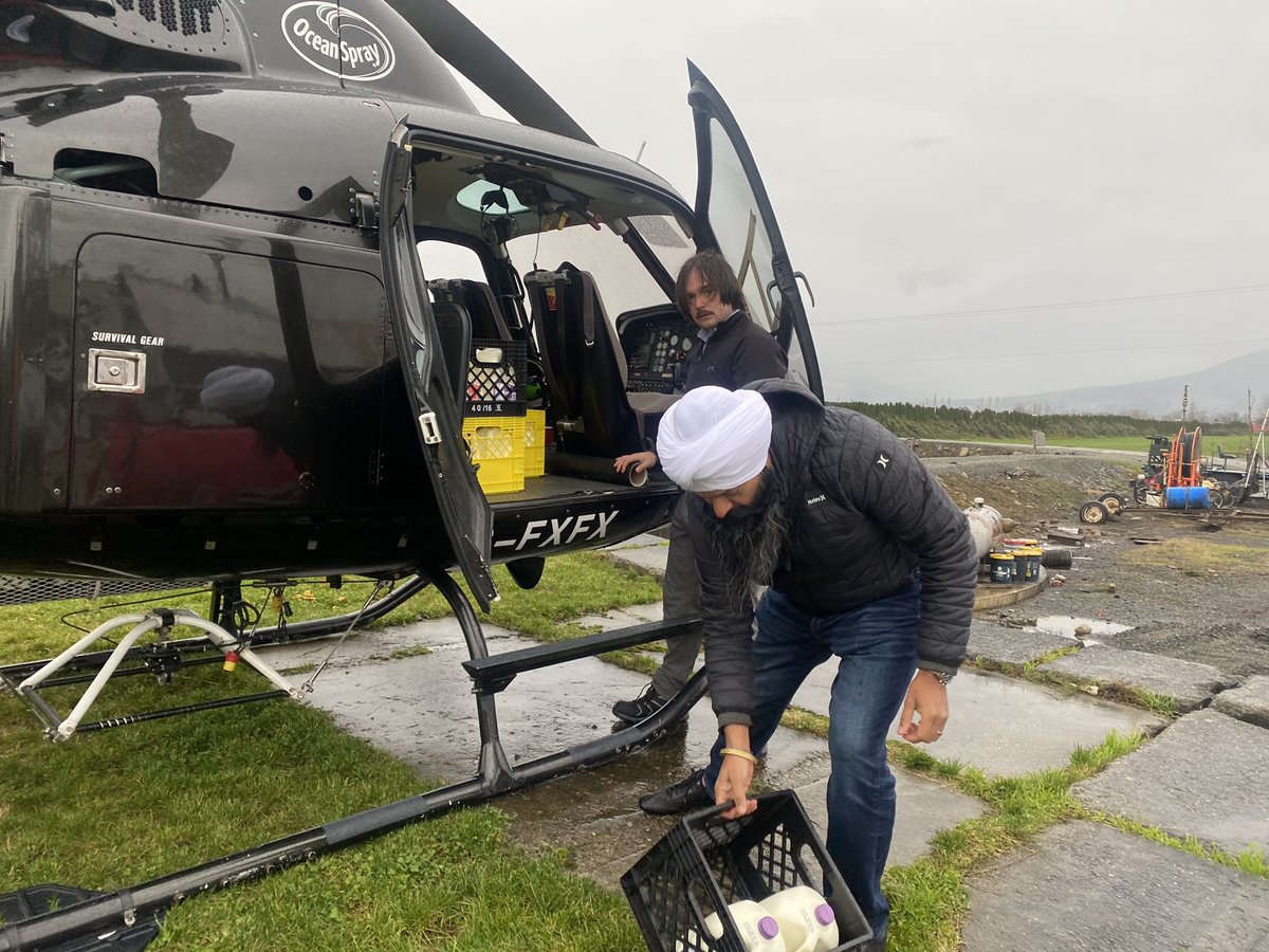 Day to relief for the flood victims thanks to everyone <a href="/randeepssarai/">Randeep S. Sarai</a> @  CityNewsVAN <a href="/amarjitdhadwar/">Amarjit dhadwar</a> <a href="/dukhnivaran/">dukhnivaran surrey</a> <a href="/theprovince/">The Province</a> <a href="/nickwalia/">nickwalia</a> <a href="/CityofSurrey/">City of Surrey</a> <a href="/cityofhope/">City of Hope</a> contact is if you in need 604.537.1440