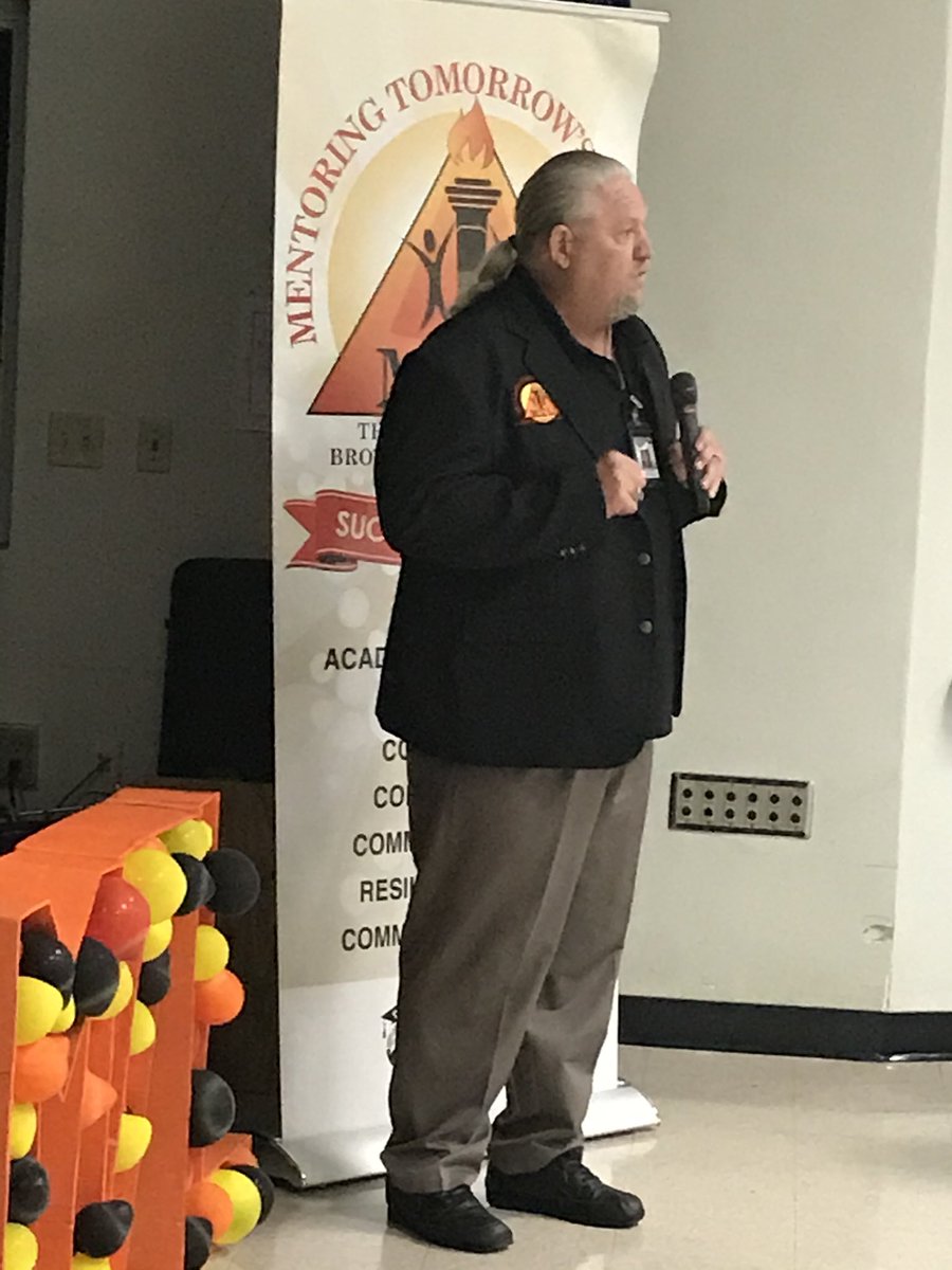 MTLBCPS (@mtlbcps1) on Twitter photo Congratulations and welcome to our new Mentoring Tomorrow’s Leaders Mentors and Mentees of Forest Glen Middle School <a href="/GlenPrincipal/">Tomas Gottlob🀄</a> Thank you SB <a href="/debbi_hixon/">Debra Hixon</a> and Forest Glen Community for your support. <a href="/ReverendRos/">Dr. Rosalind Osgood</a> Congratulations and welcome to our new Mentoring Tomorrow’s Leaders Mentors and Mentees of Forest Glen Middle School <a href="/GlenPrincipal/">Tomas Gottlob🀄</a> Thank you SB <a href="/debbi_hixon/">Debra Hixon</a> and Forest Glen Community for your support. <a href="/ReverendRos/">Dr. Rosalind Osgood</a>