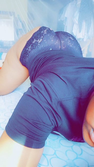 Just need someone's son at the back 😩 https://t.co/hDNXaBSHmk