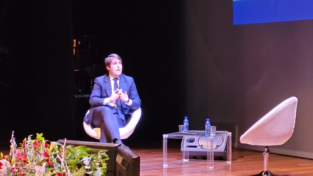 eii_inversores's tweet photo. 📊 "Nordea: La inversión sostenible es una tendencia imparable pero, además, tiene que ser rentable para los inversores"👨‍💼

📅 Sigue nuestra Conferencia anual online a través de nuestra web. https://t.co/5Llzx46rIu
 @Nordea #conferencia #inversion #inflación @COZAETA https://t.co/wHctzkkVUn