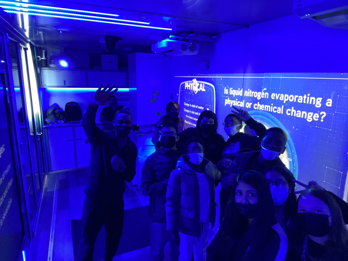 We’re back delivering innovative and engaging opportunities like <a href="/LearningUNDFTD/">Learning Undefeated</a> lab experience at George Read. Students learning about physical and chemical changes!   #powerofwecsd @ColonialSDstrct