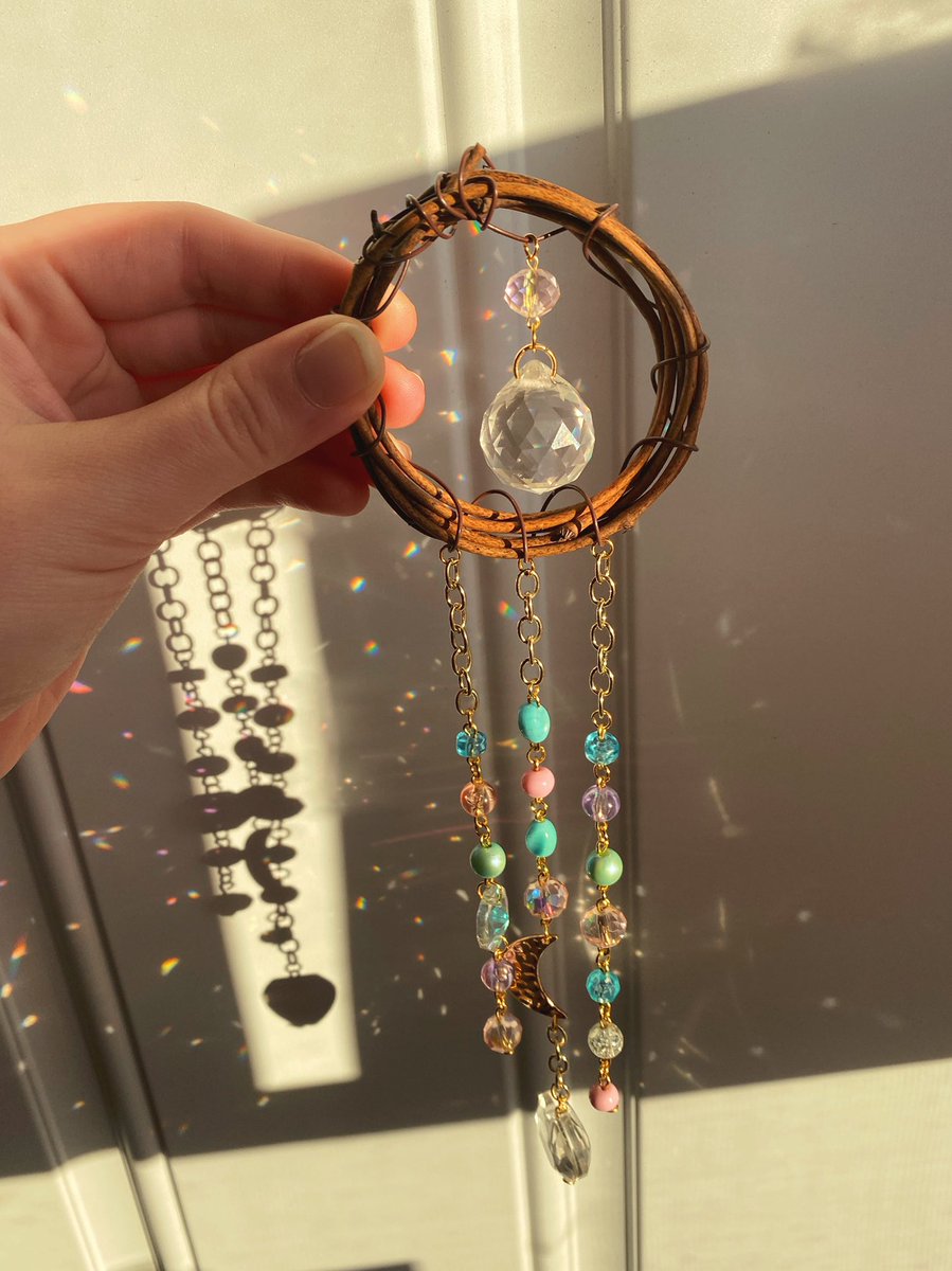 NEW STYLES🦋🌈🌙🌟
Lots of new sun catchers are now available on my site. Easily hang anywhere to add sparkles &amp; rainbows to your space!