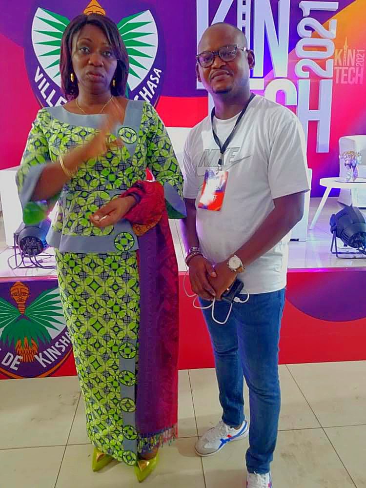 RamaEdipa's tweet photo. #KINTECH avec l'excellence @TabuYvette 🤗 https://t.co/AfdPWDCldo