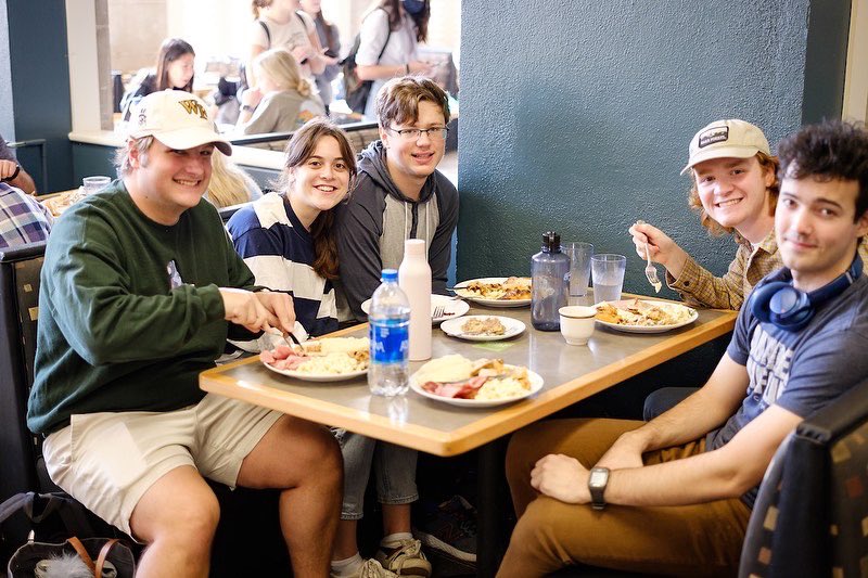 WakeForest's tweet photo. We π #Pitsgiving! https://t.co/lB0dCLTVQC