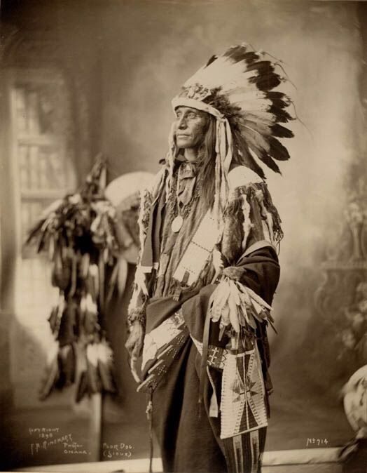 nativesspirit36's tweet photo. Sioux

#NativeAmericanHeritageMonth #NativeAmerican #NativeAmericans #nativeamericanchief 

@DailyNative1 @NativeAmWisdom https://t.co/QnUDm5YWJ8